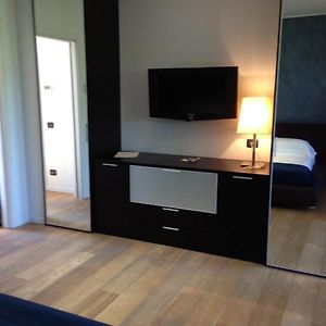 Camera standard con letto king size